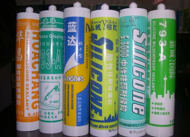 解密：玻璃膠有毒嗎？如何判斷玻璃膠質量好壞？