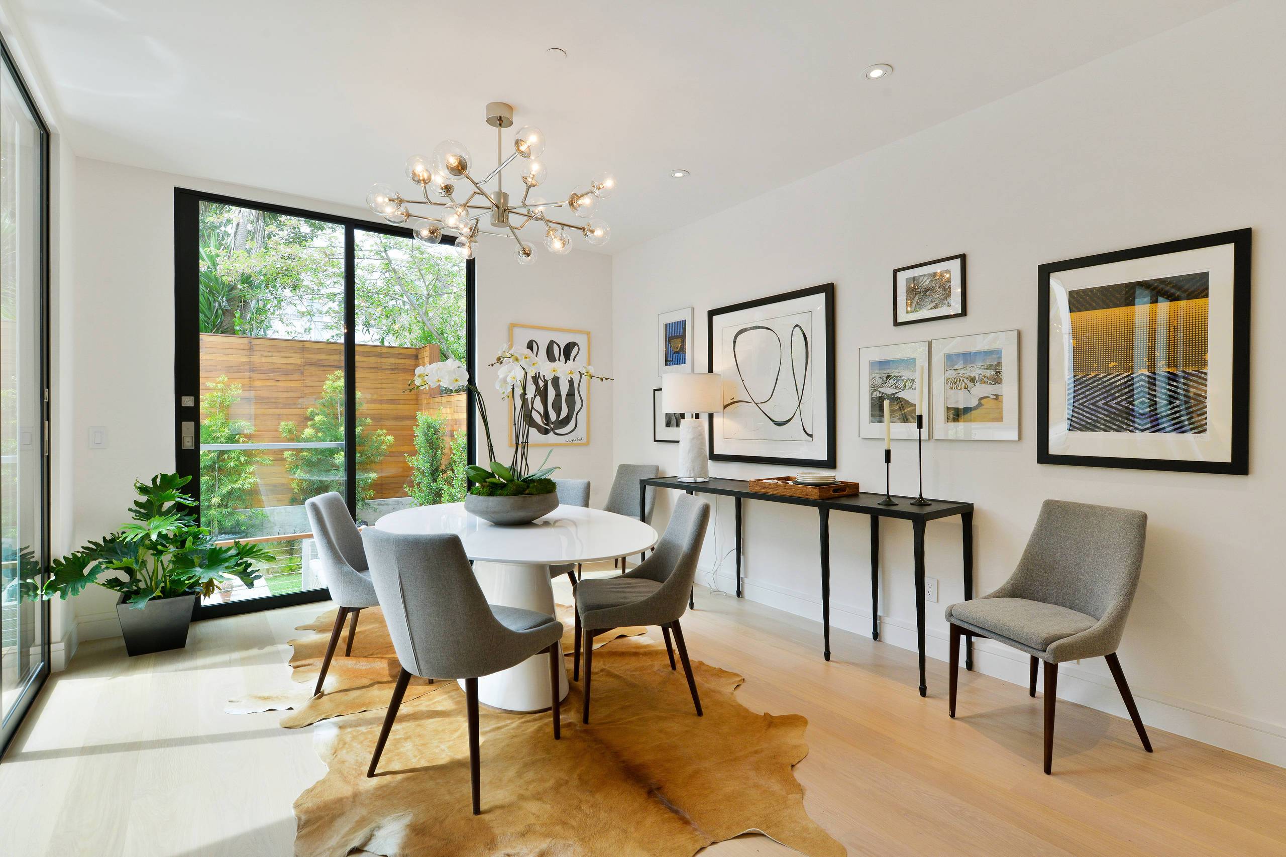 斷橋窗廠家要學(xué)會(huì)提高自身行業(yè)競(jìng)爭(zhēng)力