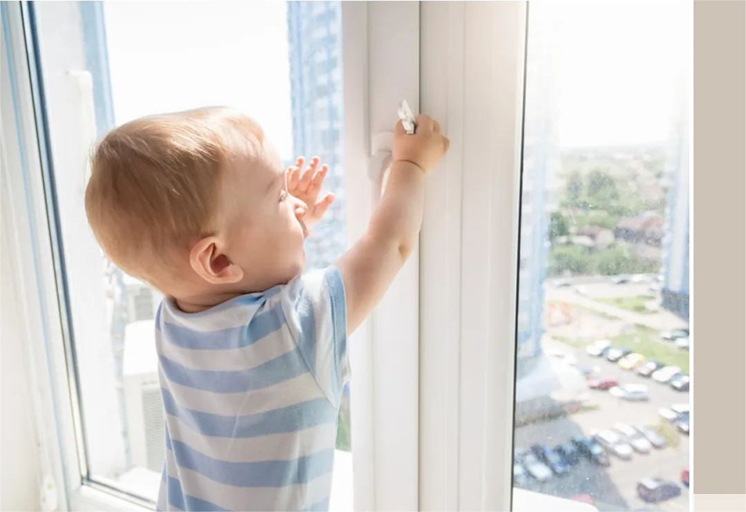 門(mén)窗防墜落，讓家成為“孩子信得過(guò)”的安全空間